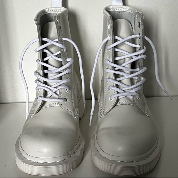 Doc Martens 1460 MONO white - Picture 1 of 6